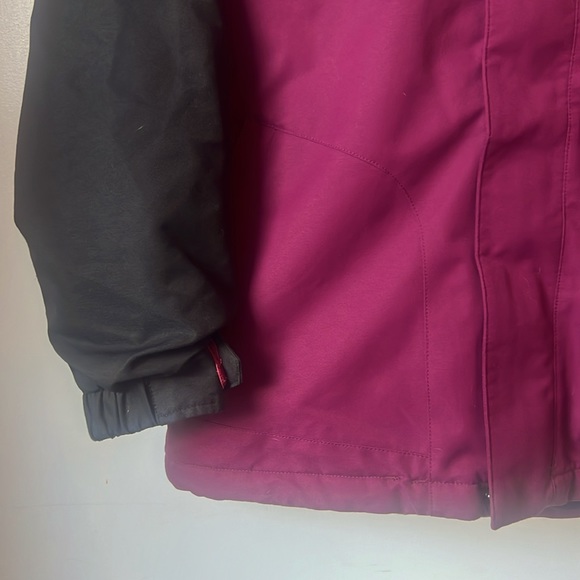 Volcom Youth Girls Insulated Ski/Board/Snow Jacket w/Hood- Size L/12Y - Picture 3 of 10